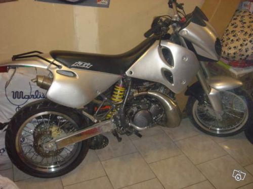 difference 125ktm exc et egs