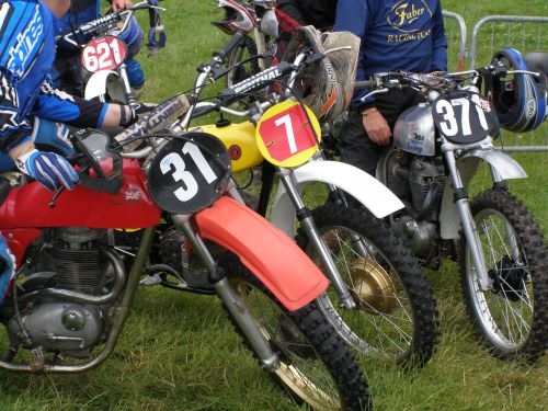 Twinshock races