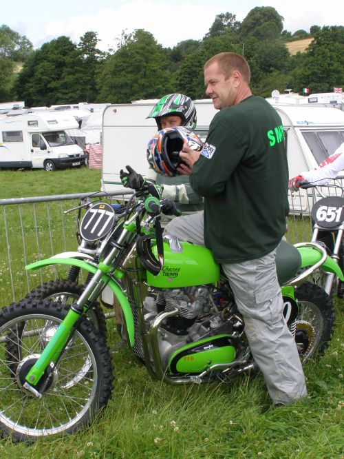 Twinshock races