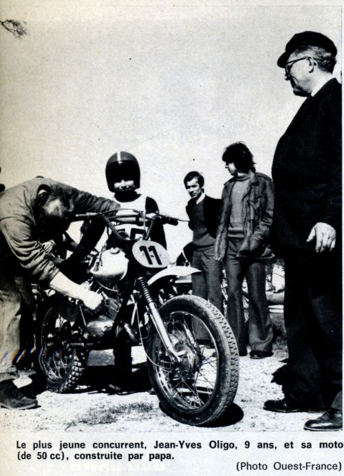 Hé , y a ma CHETRON dans le journal , dans LVM , ENDURO MAG ou MOTO-VERTE !!!!