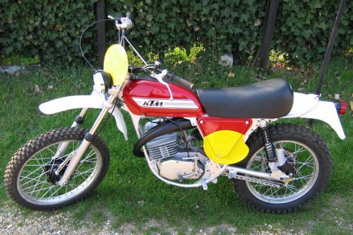cherche photos de 125 ktm 73 a 75