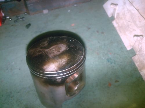 piston 300 gas