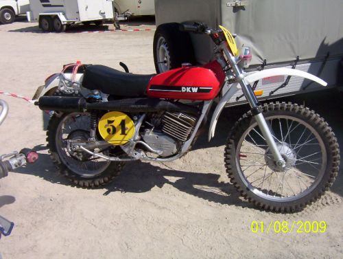 Enduro Motos Anciennes à ISNY IM ALLGAU.