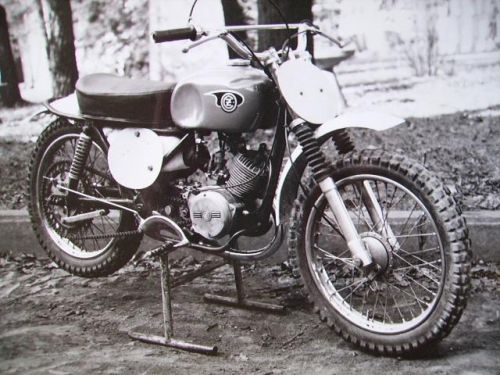 380 CZ 1971 comme neuve