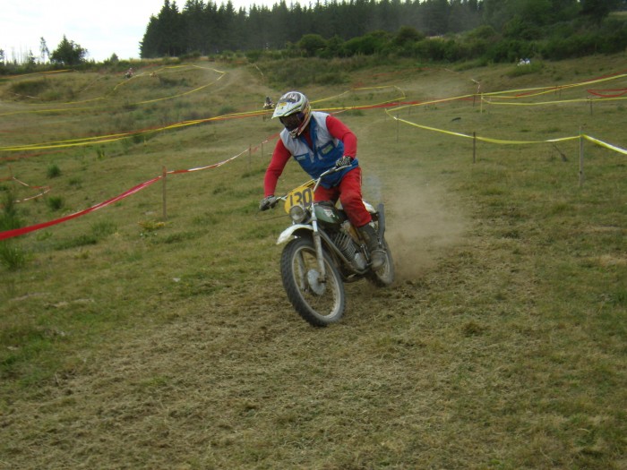 3 éme AUROUX ENDURO RETRO fin Juillet 2011 LOZERE