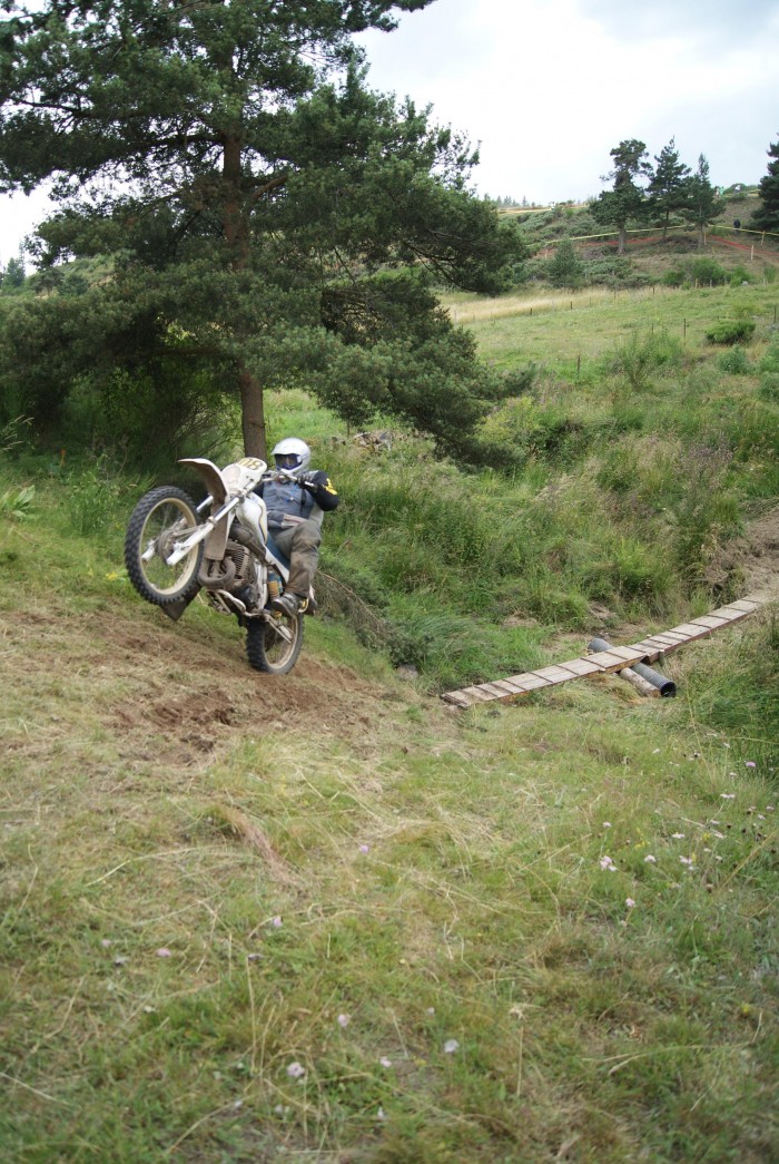 3 éme AUROUX ENDURO RETRO fin Juillet 2011 LOZERE