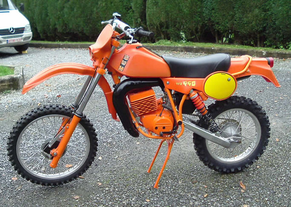 3 éme AUROUX ENDURO RETRO fin Juillet 2011 LOZERE