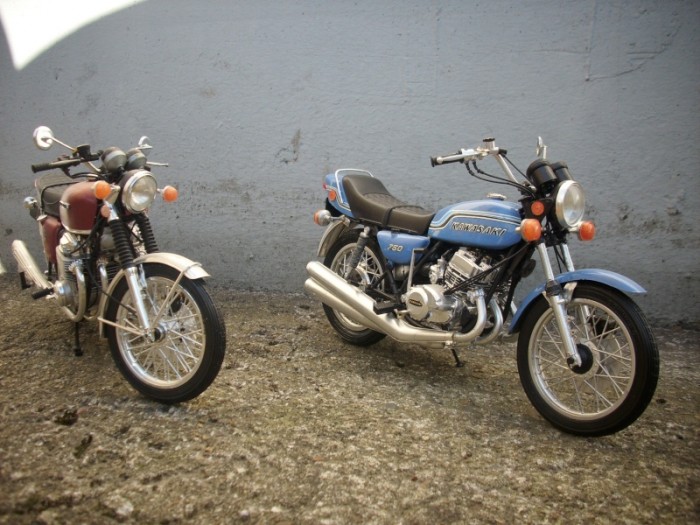 motos vertes miniatures / maquettes