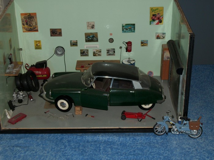 motos vertes miniatures / maquettes