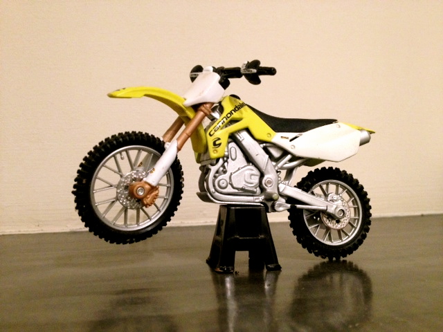 motos vertes miniatures / maquettes