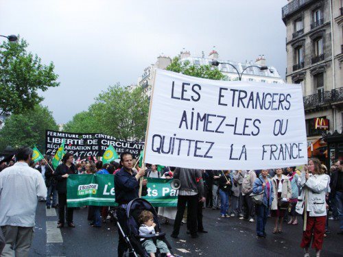 INSOLITE...