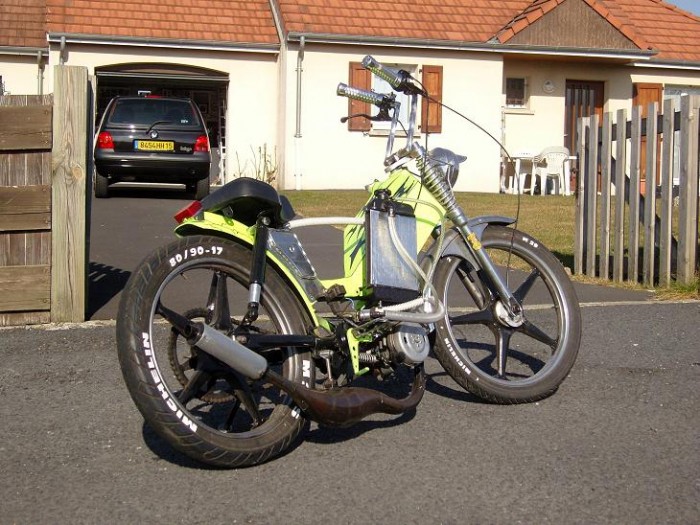 INSOLITE...