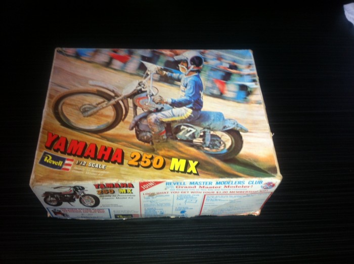 motos vertes miniatures / maquettes