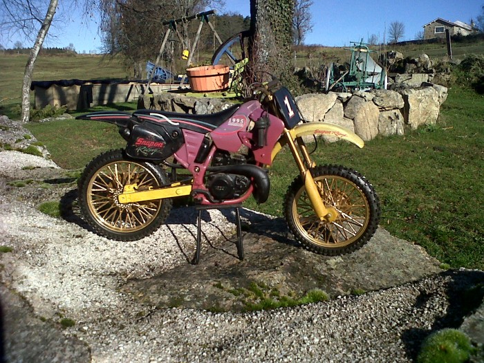 motos vertes miniatures / maquettes