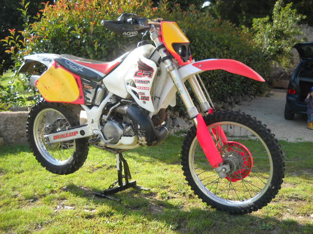 motos vertes miniatures / maquettes