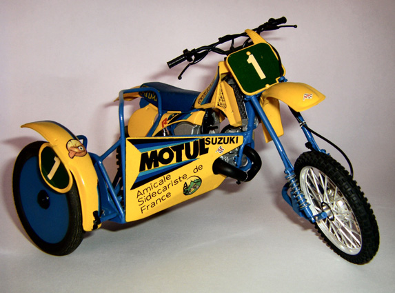 motos vertes miniatures / maquettes