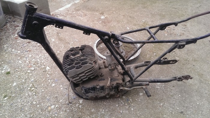 380 CZ 1971 comme neuve