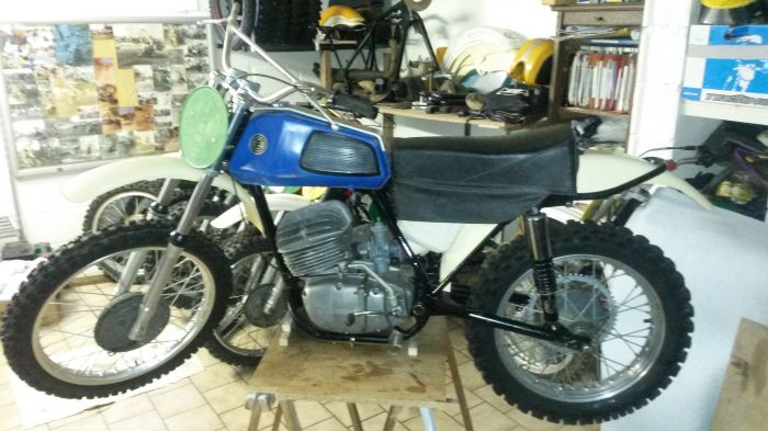 380 CZ 1971 comme neuve