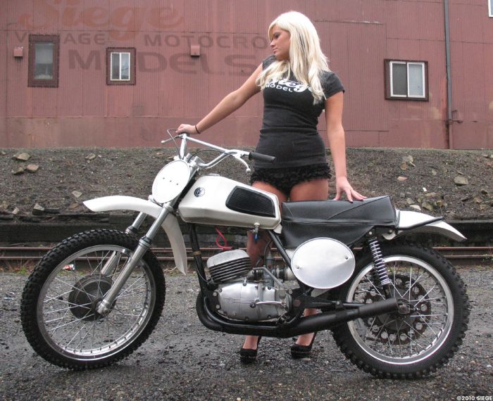 380 CZ 1971 comme neuve