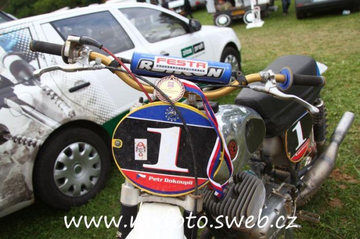 380 CZ 1971 comme neuve