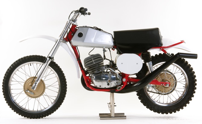 380 CZ 1971 comme neuve