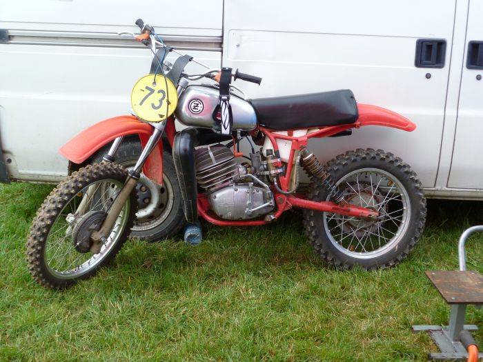 380 CZ 1971 comme neuve