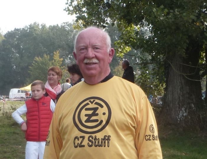 380 CZ 1971 comme neuve