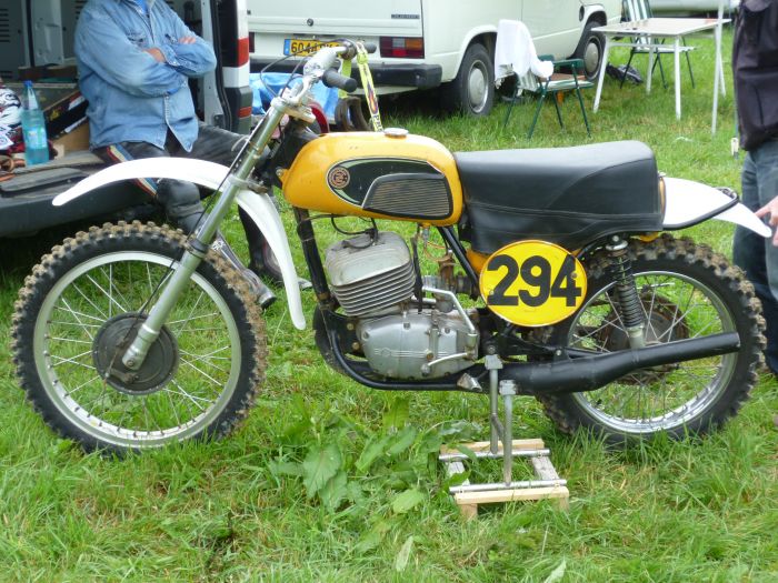 380 CZ 1971 comme neuve