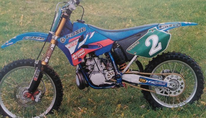 spécial YZ