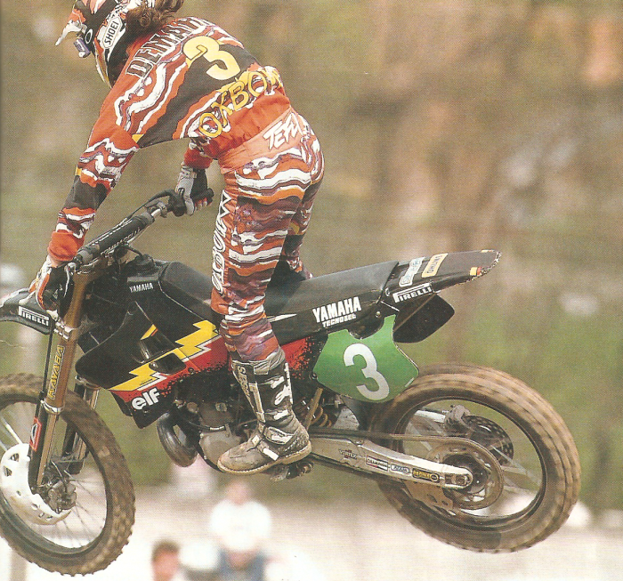 spécial YZ