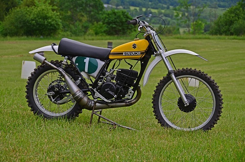 vous dites Suzuki ? désolé connais pas cette marque...