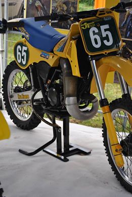 vous dites Suzuki ? désolé connais pas cette marque...