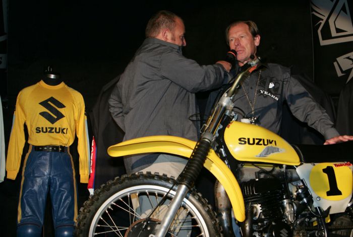 vous dites Suzuki ? désolé connais pas cette marque...