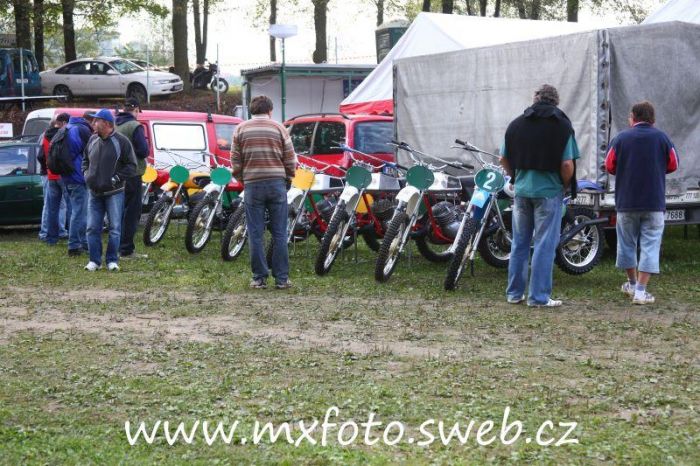 380 CZ 1971 comme neuve