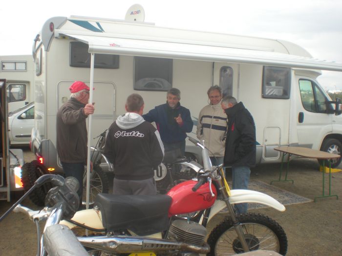 380 CZ 1971 comme neuve