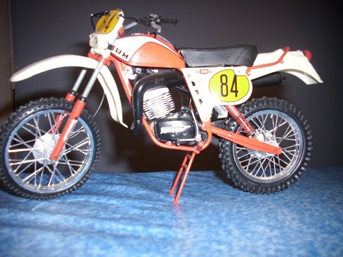 motos vertes miniatures / maquettes