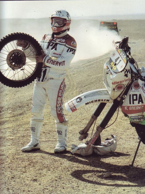 Les pilotes et les motos du Paris Dakar (le vrai!)