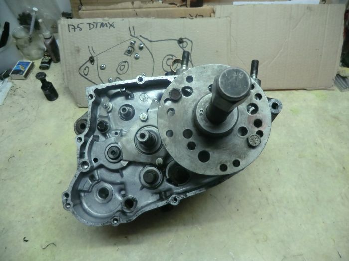 honda 500 CR 1985 il y a du boulot....