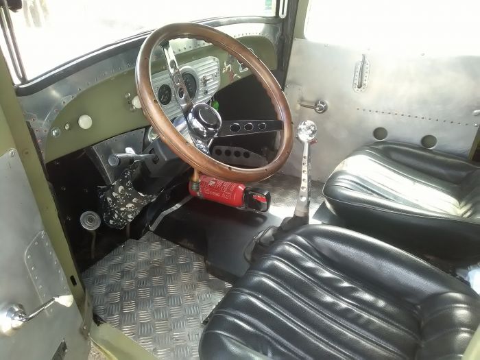 bobber, chopper, hot rod, vw... tout ce qui a des roues