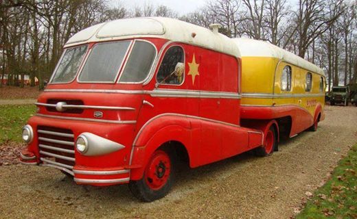 bobber, chopper, hot rod, vw... tout ce qui a des roues