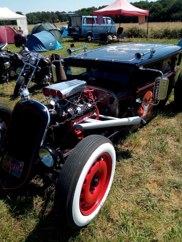 bobber, chopper, hot rod, vw... tout ce qui a des roues