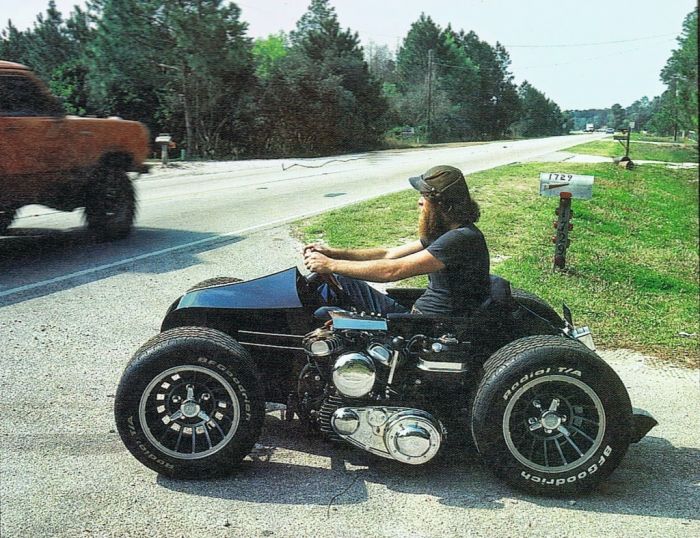 bobber, chopper, hot rod, vw... tout ce qui a des roues