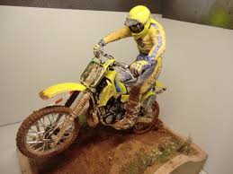 motos vertes miniatures / maquettes