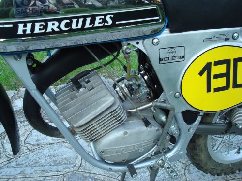 bobber, chopper, hot rod, vw... tout ce qui a des roues