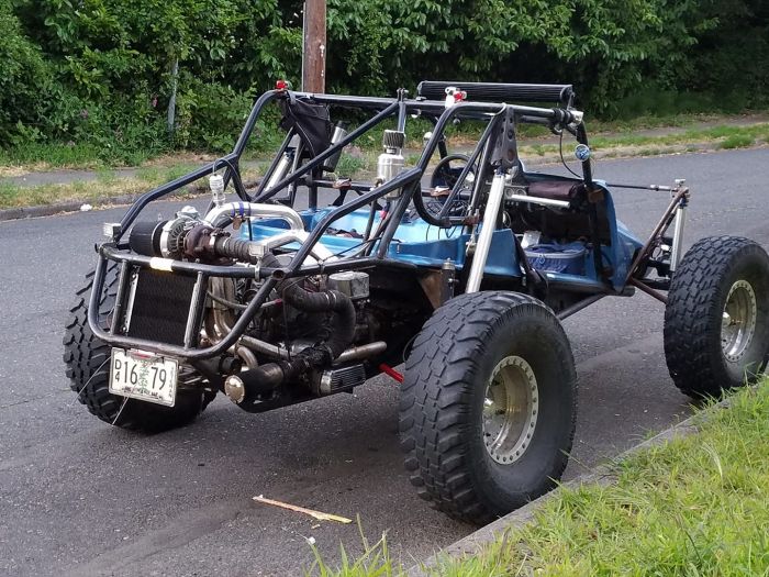 bobber, chopper, hot rod, vw... tout ce qui a des roues