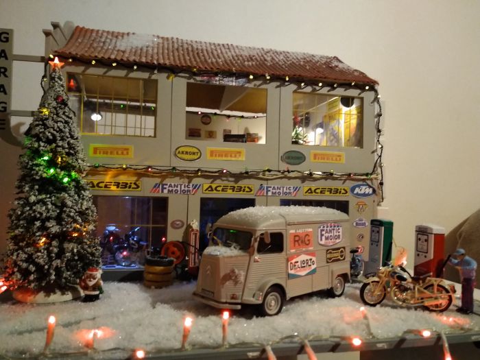 motos vertes miniatures / maquettes