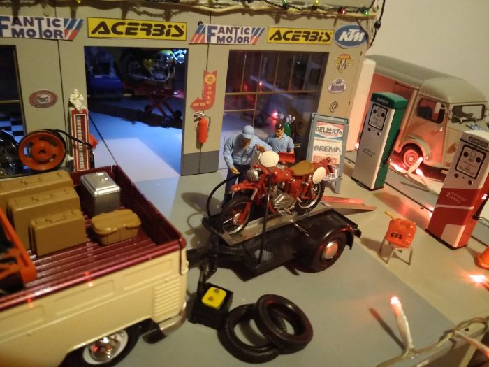 motos vertes miniatures / maquettes