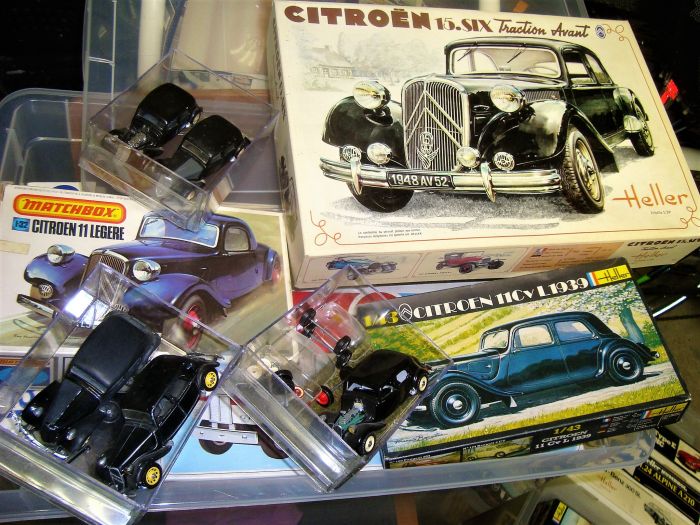 motos vertes miniatures / maquettes