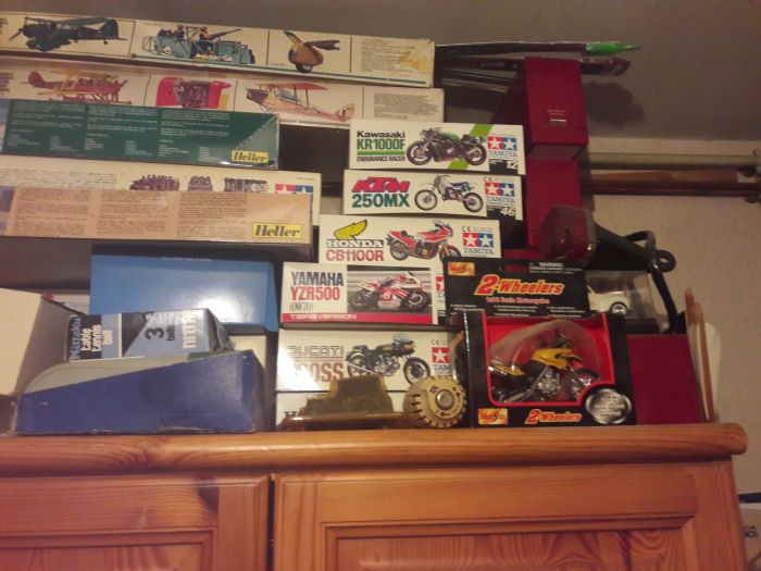 motos vertes miniatures / maquettes