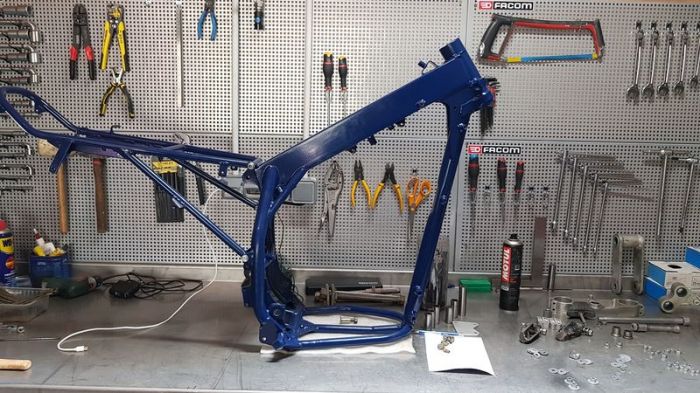 RESTAURATION HUSABERG 350 FE 1992 C'EST PARTI....